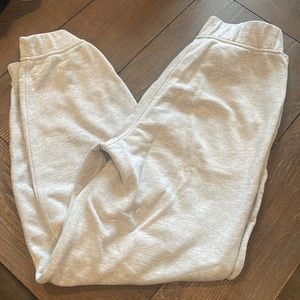 Lululemon Relaxed High-Rise Jogger